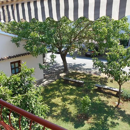 Apartmani Otavio Rovinj Exterior photo