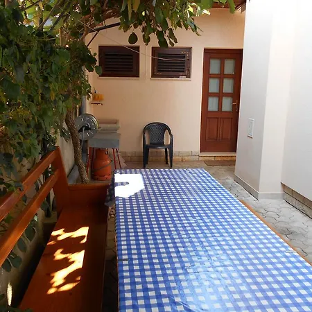 Apartmani Otavio Rovinj Exterior photo